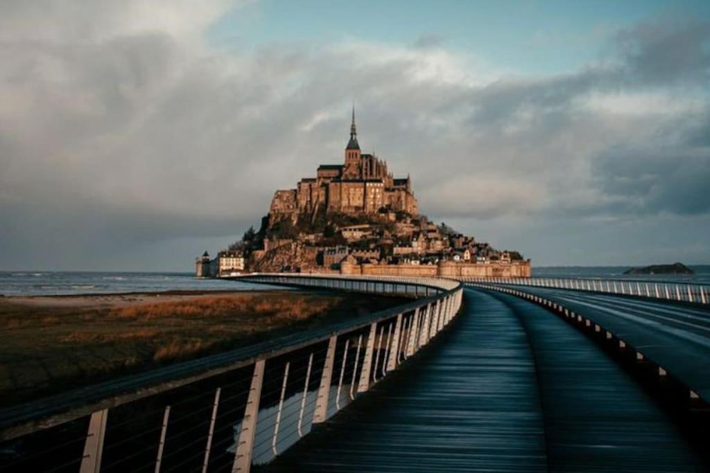 La Vallee Appartement Proche Du Mont Saint Michel Roz-sur-Couesnon Exterior foto